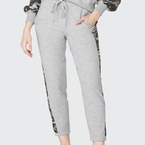 Monrow Vintage Sweatpants With Camo Contrast Stripe Small NWT